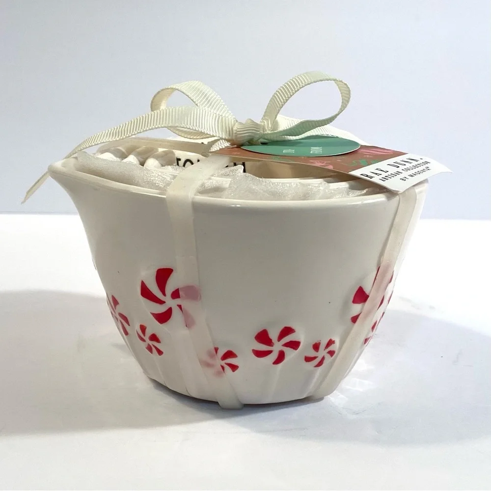 Rae Dunn Classic White + Red Peppermint Candy Suckers Ceramic Measuring Cups Set